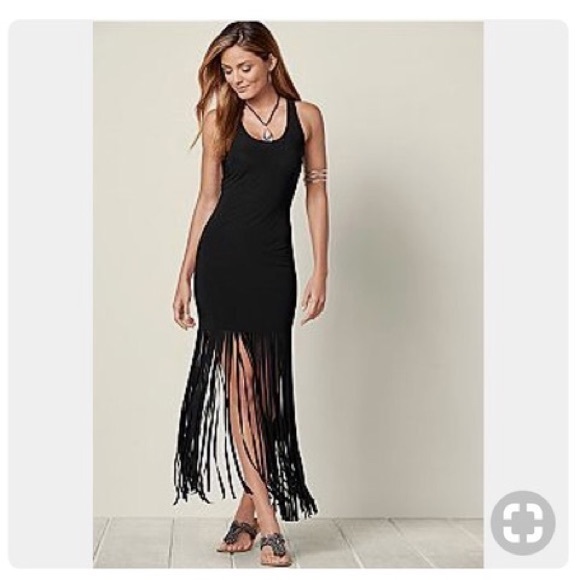 VENUS Other - 🎉HP🎉 Sz: XS - Venus Fringe Hem Dress - Black